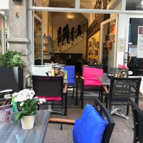 Außenbereich Konditorei Middelberg in Aachen